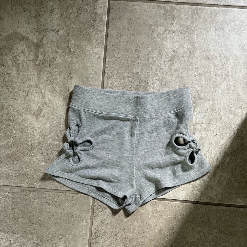 Flower cutout shorts